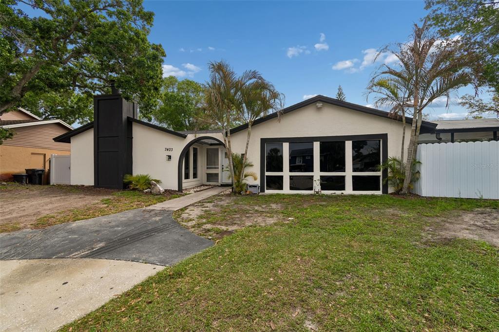 7403 Spring Court Tampa, FL 33634 - Photo 2 of 100