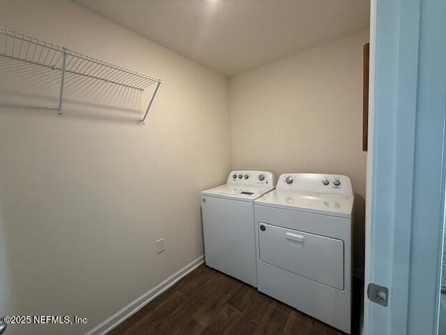 828 Morgans Treasure Road St. Augustine, FL 32084 - Photo 18 of 21 a utility room with dryer and washer