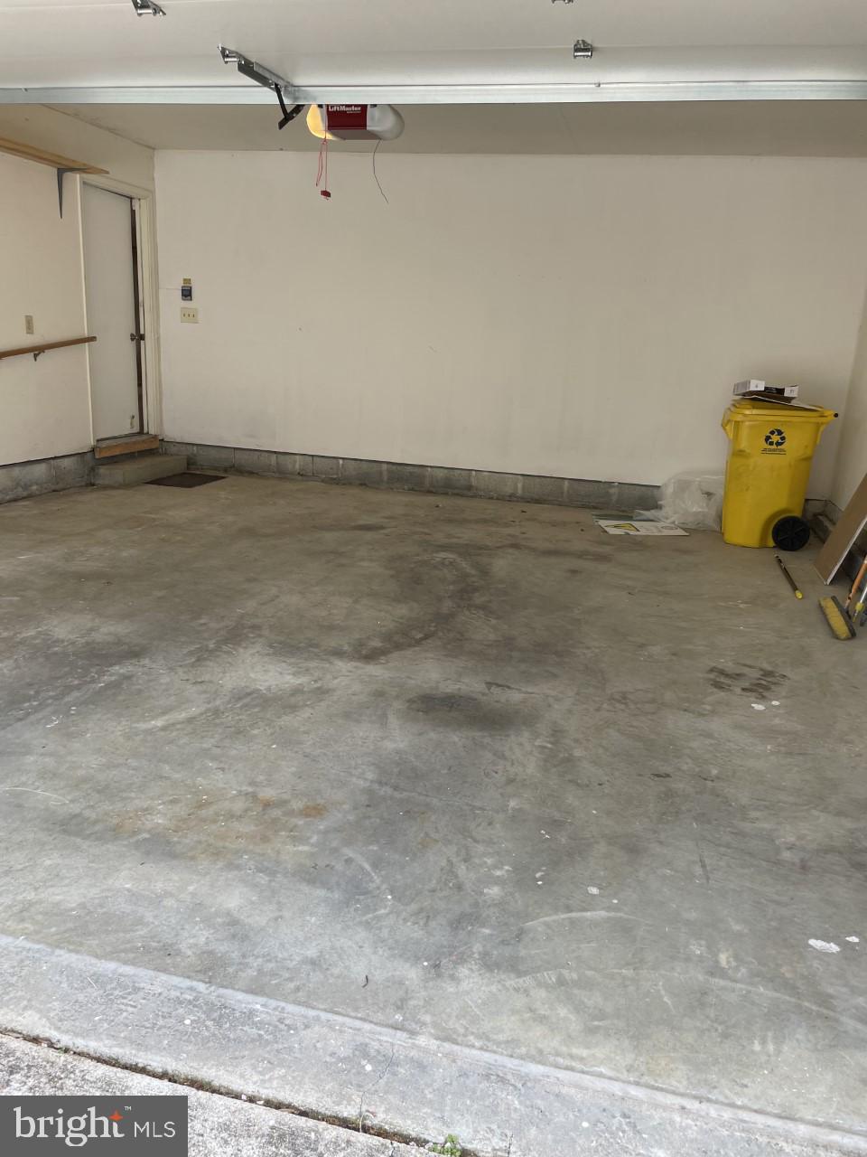 521 Coover Road Annapolis, MD 21401 - Photo 12 of 18 2 car garage