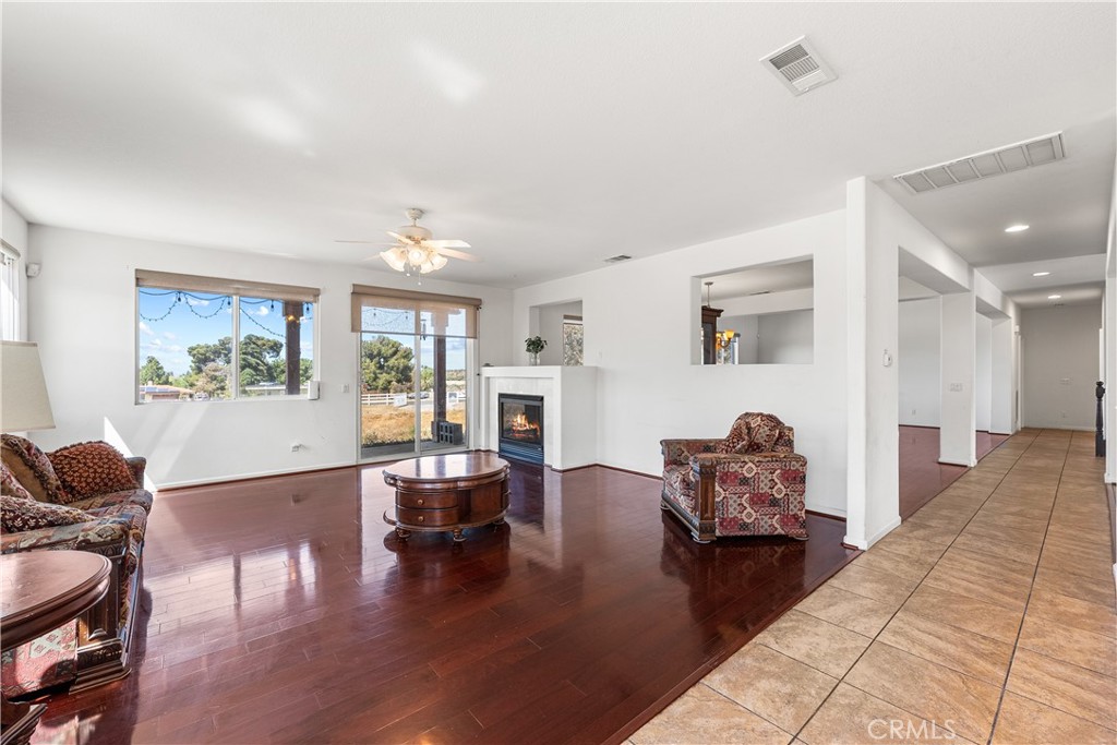 658 East Lago Lindo Road Palmdale, CA 93550 - Photo 25 of 73