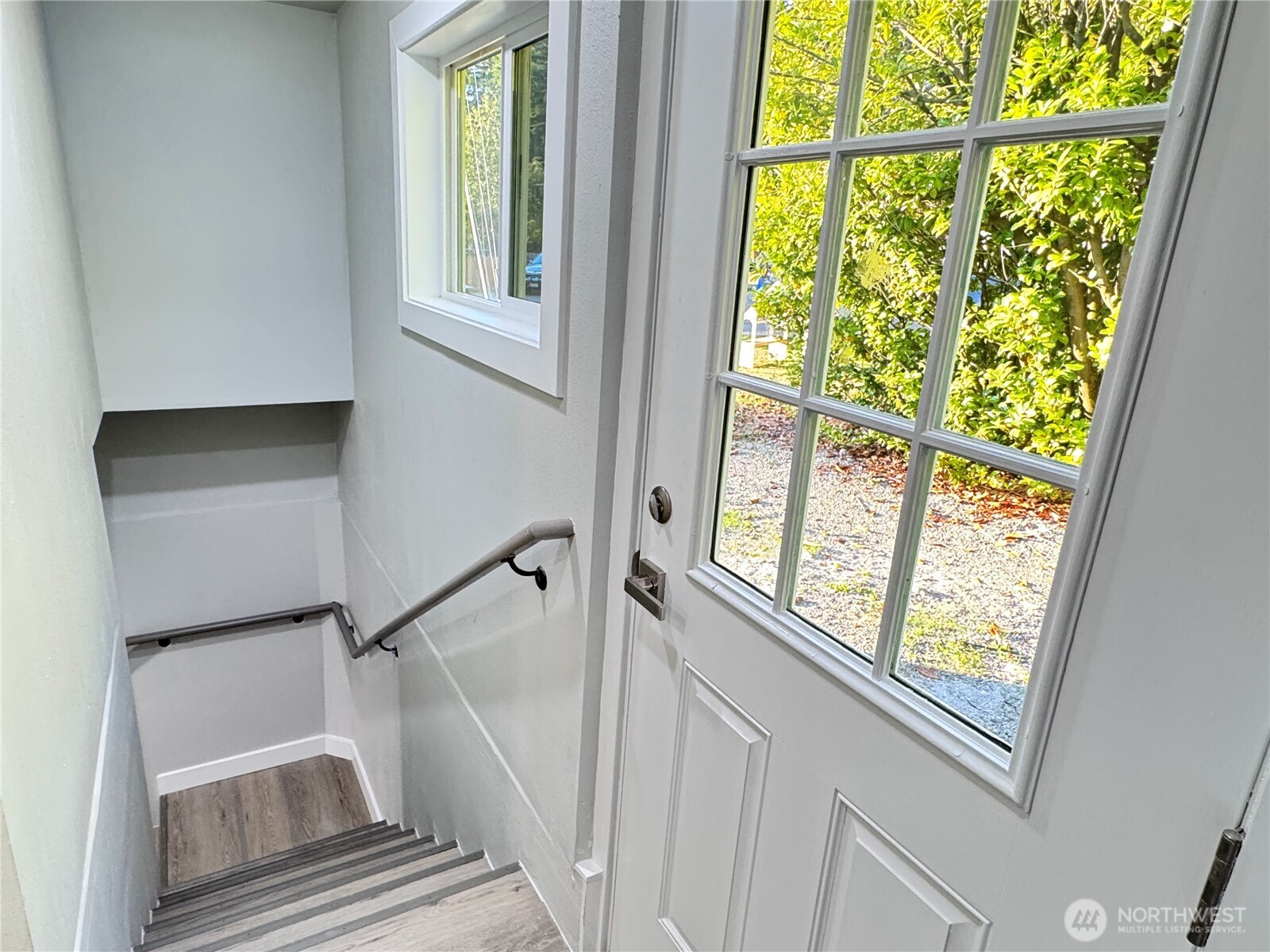 213 Willow Street Bremerton, WA 98310 - Photo 18 of 29 a view of an entryway with a window