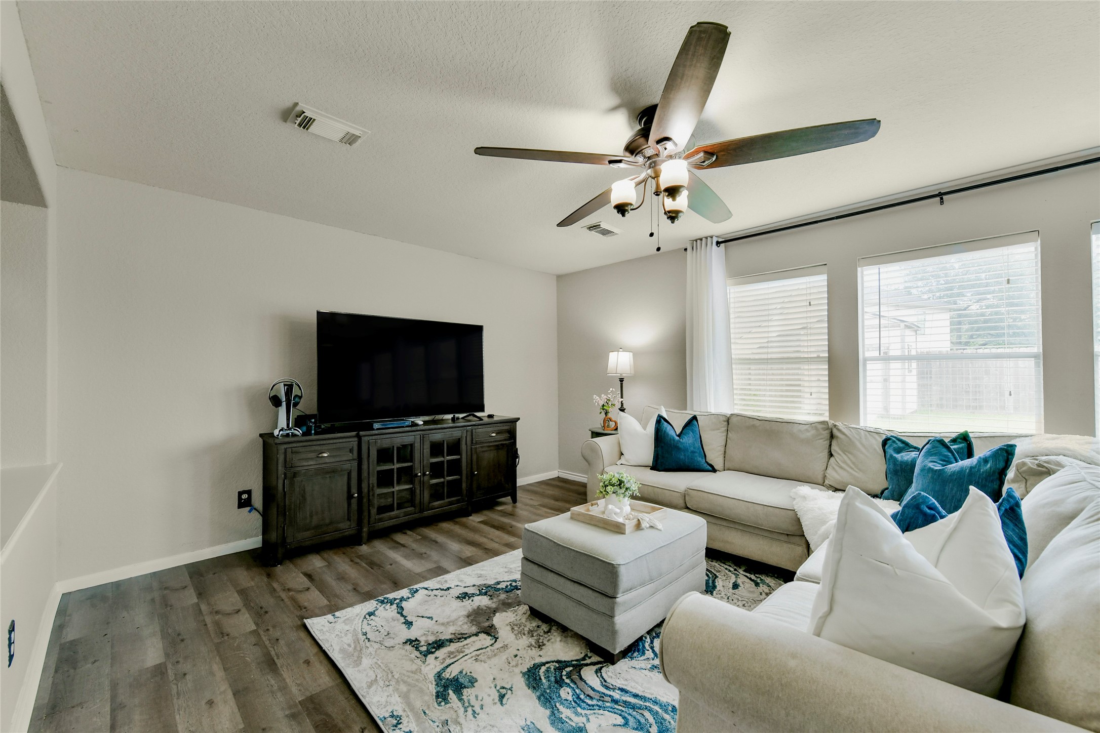 9310 Windy Spring Lane Houston, TX 77089 - Photo 9 of 27