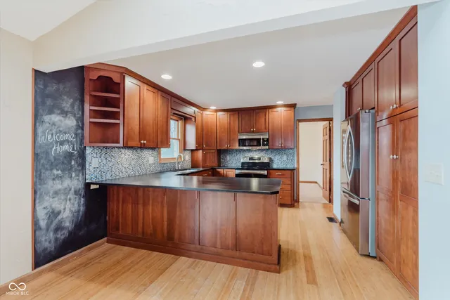 $2,750 | 3711 Tara Court, Carmel, IN 46074