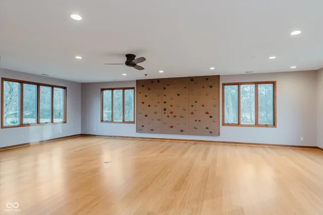 $2,750 | 3711 Tara Court, Carmel, IN 46074