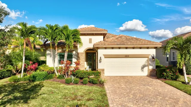 $569,000 | 10619 Southwest Capraia Way, Port St. Lucie, FL 34986