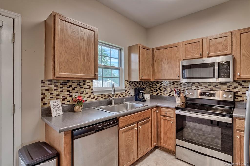 2610 Lookout Point Northeast Kannapolis, NC 28083 - Photo 13 of 35