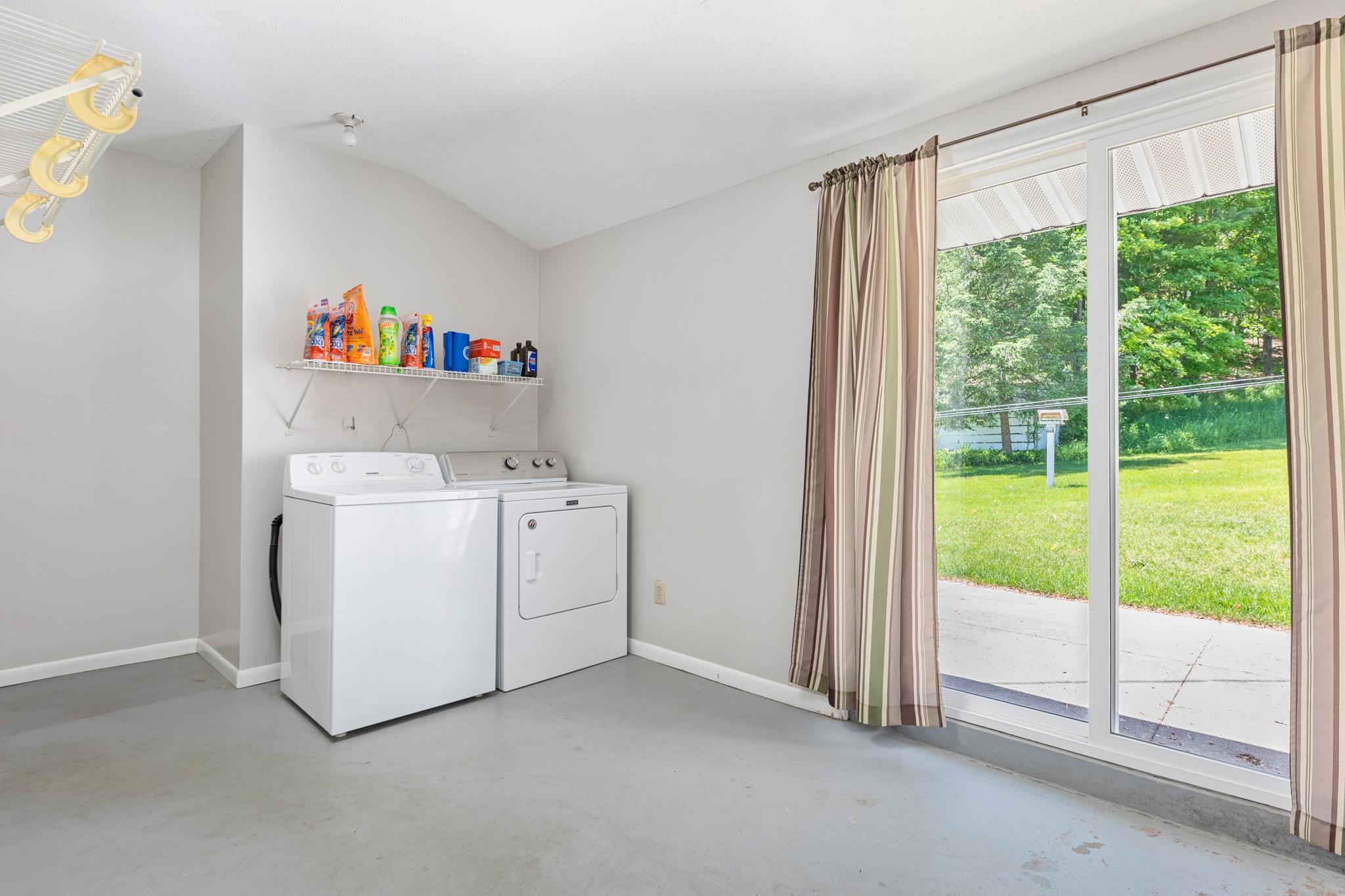 9702 South Cedar Road Cedar, MI 49621 - Photo 35 of 42 1901404-34.JPG