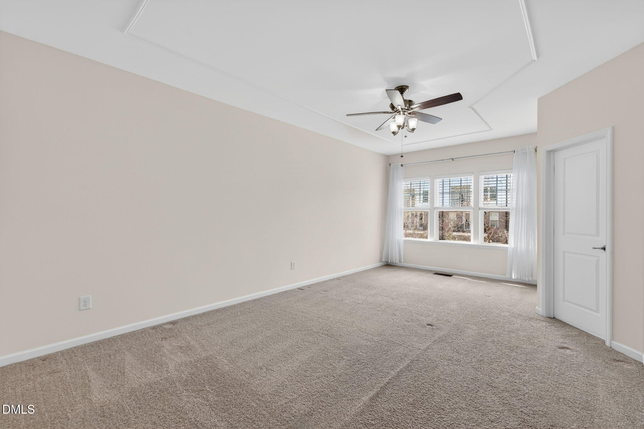 4033 Robious Court Cary, NC 27519 - Photo 23 of 58 70-web-or-mls-4033-robious-ct