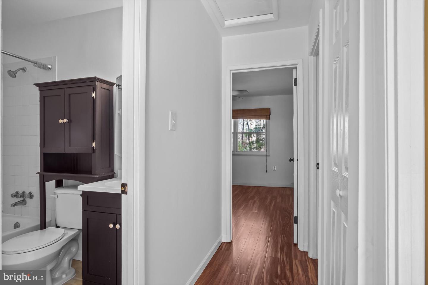 2394 Cloudcroft Square Reston, VA 20191 - Photo 21 of 31