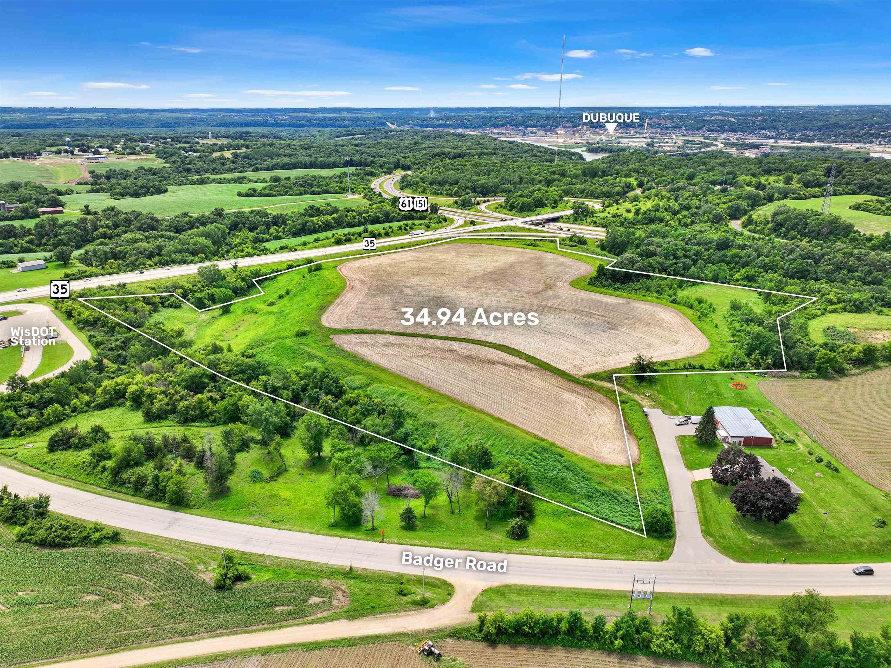 527 Badger Road Hazel Green, WI 53811 - Photo 9 of 13