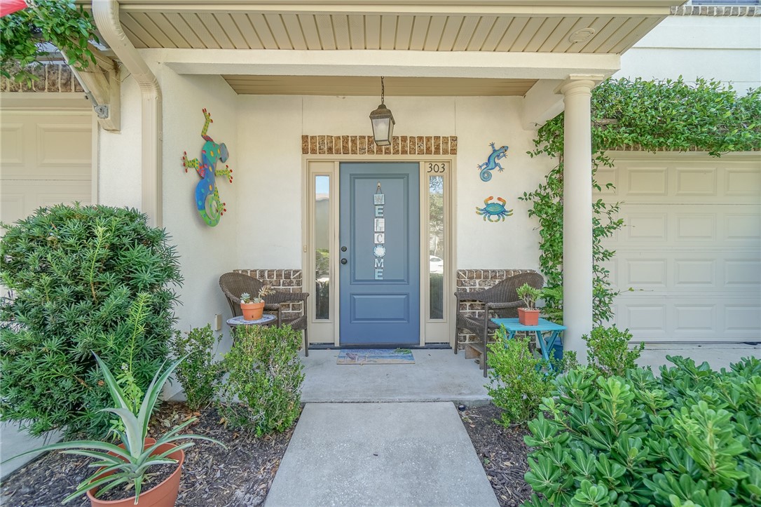 303 Reserve Lane St. Simons Island, GA 31522 - Photo 4 of 47
