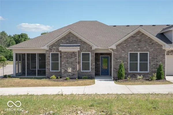 $390,000 | 1148 Easy Street, Unit B, Greenwood, IN 46142