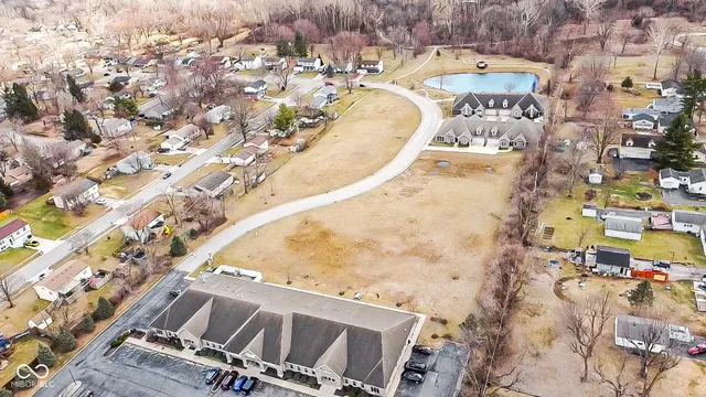 $390,000 | 1148 Easy Street, Unit B, Greenwood, IN 46142