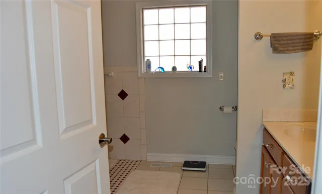 a view of a walk in closet