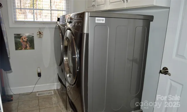 a view of a storage & utility room