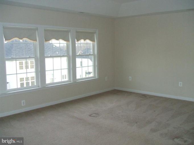 4008 Sapling Way Triangle, VA 22172 - Photo 6 of 16 Master Bedroom