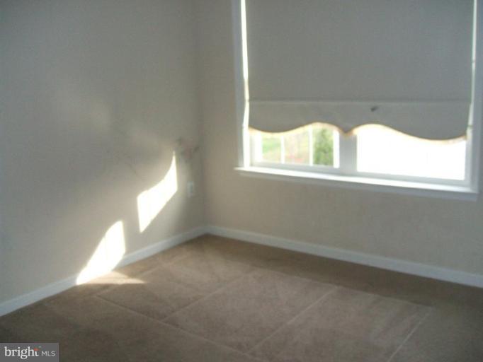 4008 Sapling Way Triangle, VA 22172 - Photo 7 of 16 Bedroom #3