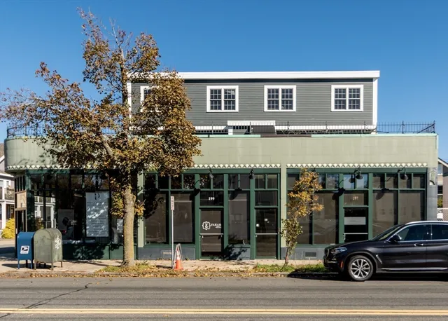 $3,950 | 199 Broadway, Unit 2, Arlington, MA 02474