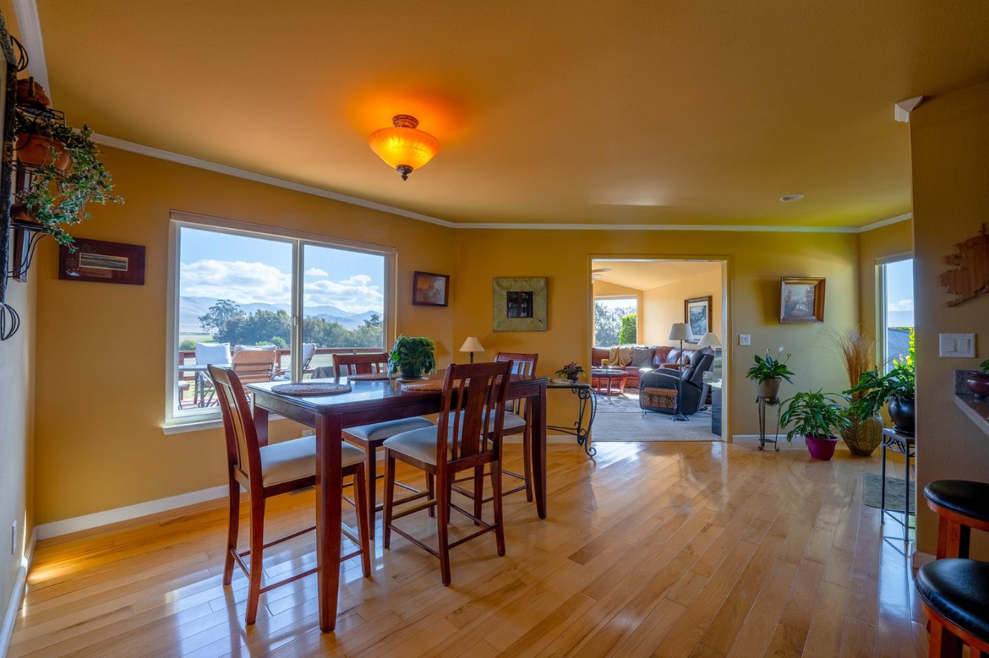 786 Old Stage Road Salinas, CA 93908 - Photo 13 of 27 Gallery Image 13