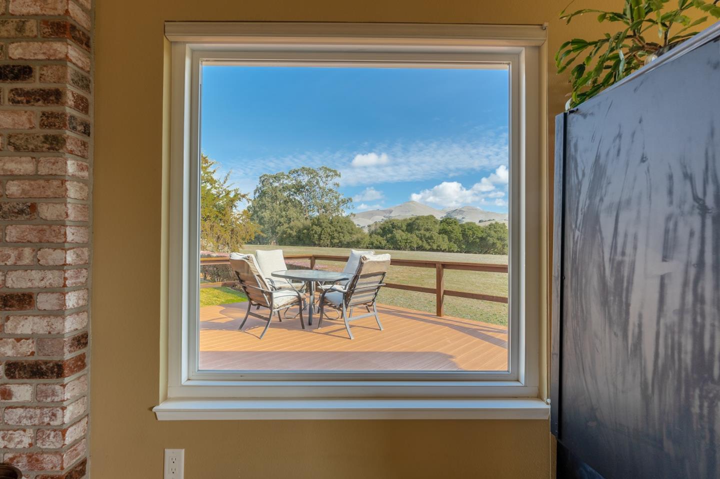 786 Old Stage Road Salinas, CA 93908 - Photo 18 of 27 Gallery Image 18