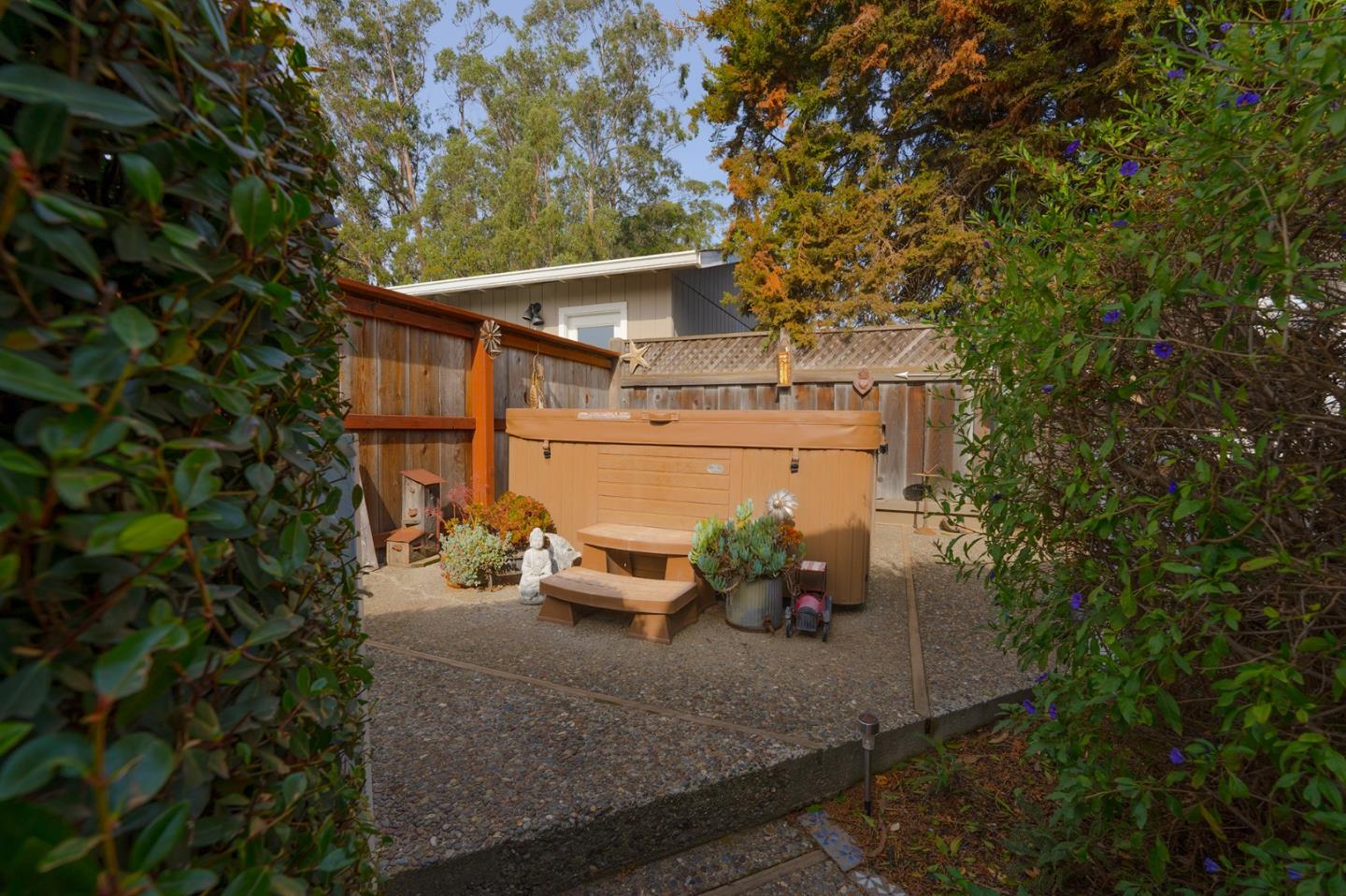 786 Old Stage Road Salinas, CA 93908 - Photo 24 of 27 Gallery Image 24