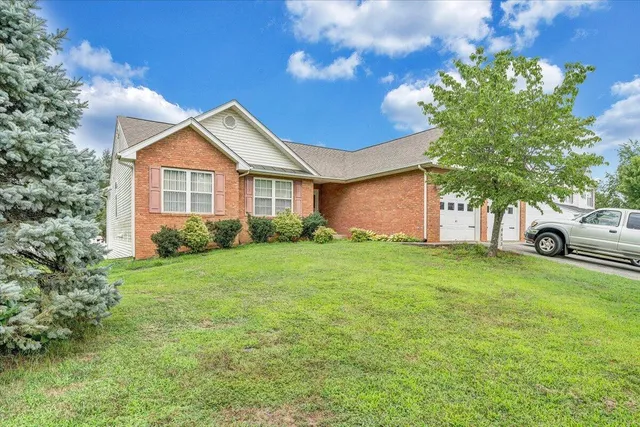 $449,900 | 4633 Nevis Drive, Salem, VA 24153