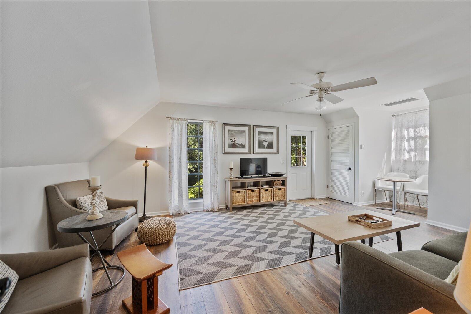790 East Rambling Drive Wellington, FL 33414 - Photo 22 of 44 Carriage Apartment living room