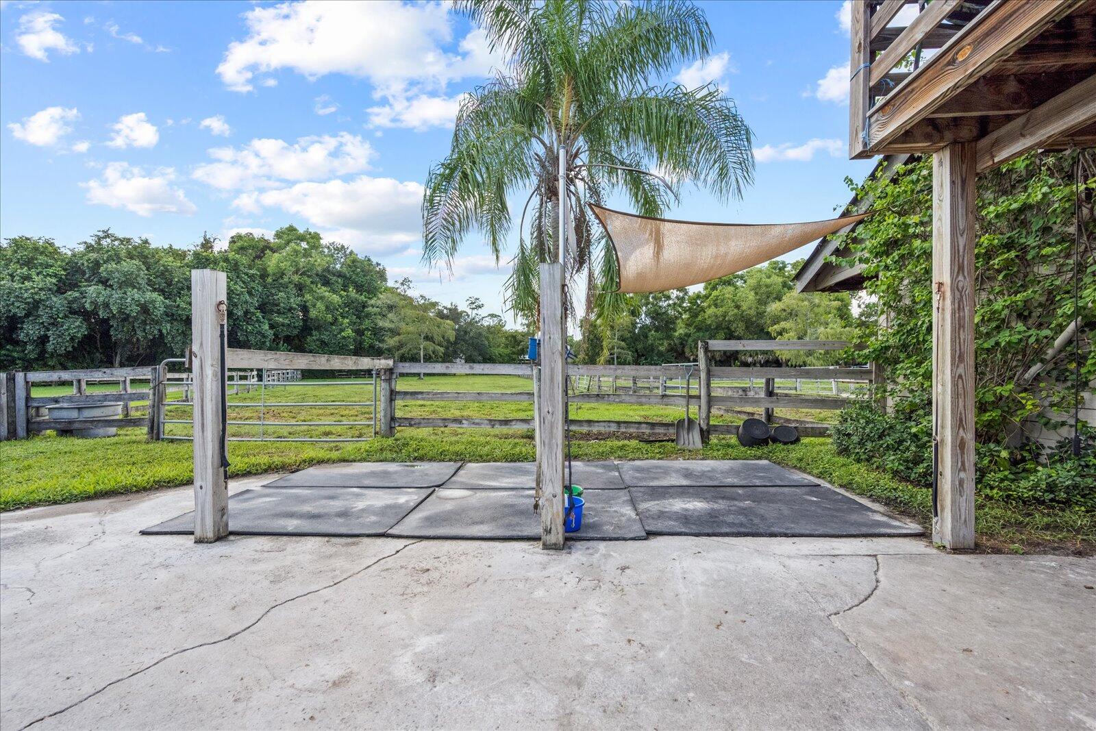 790 East Rambling Drive Wellington, FL 33414 - Photo 8 of 44 71-DSC_6035
