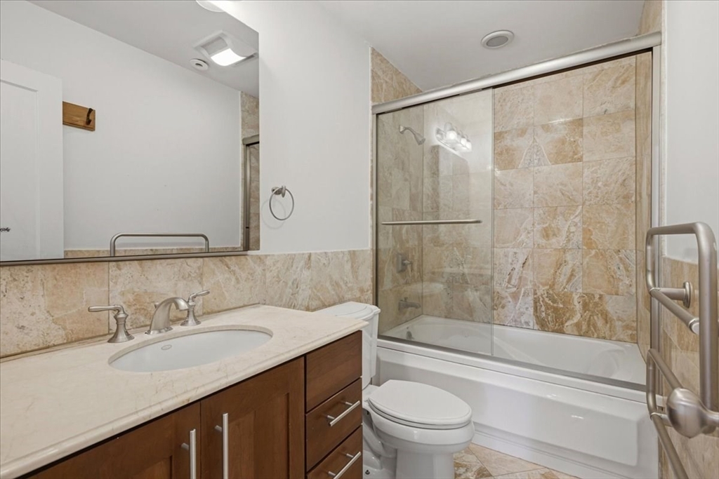 7 Stillman Place, Unit 5 Boston, MA 02113 - Photo 15 of 17