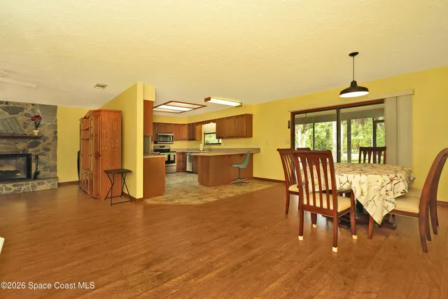 $2,600 | 670 Kings Way, Merritt Island, FL 32953