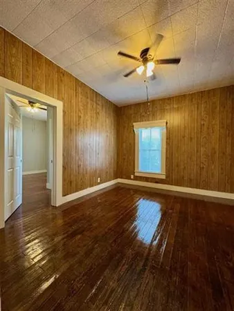 $1,000 | 221 11th Street, Kinder, LA 70648