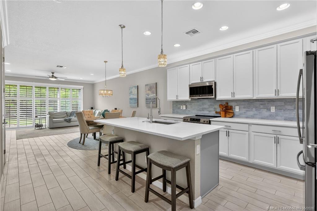 587 Southwest Glen Crest Way Stuart, FL 34997 - Photo 4 of 45