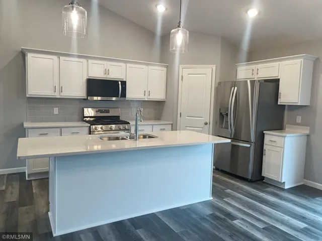 $414,900 | 343 Otto Drive North, Delano, MN 55328