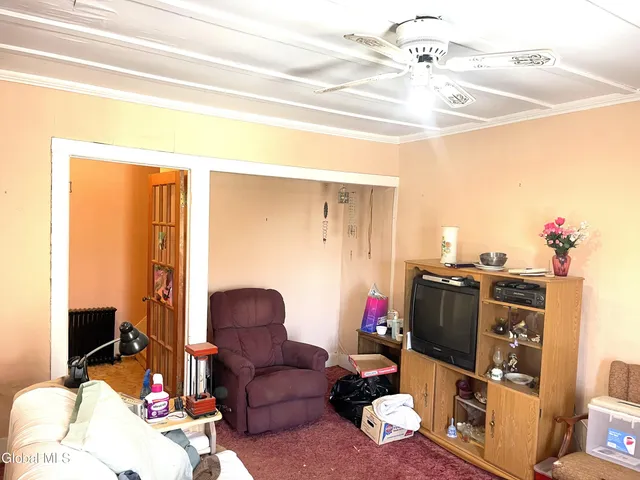 $196,000 | 3 Agawam Lane, Altamont, NY 12009