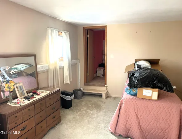 $186,000 | 3 Agawam Lane, Altamont, NY 12009