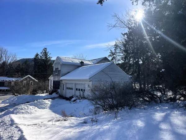 $186,000 | 3 Agawam Lane, Altamont, NY 12009