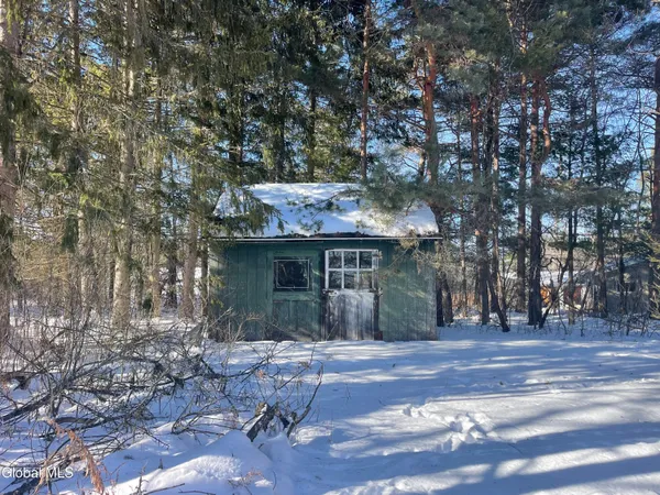 $186,000 | 3 Agawam Lane, Altamont, NY 12009