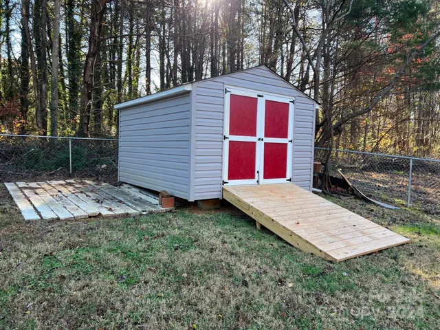 $385,000 | 4541 Hall Dairy Road, Claremont, NC 28610