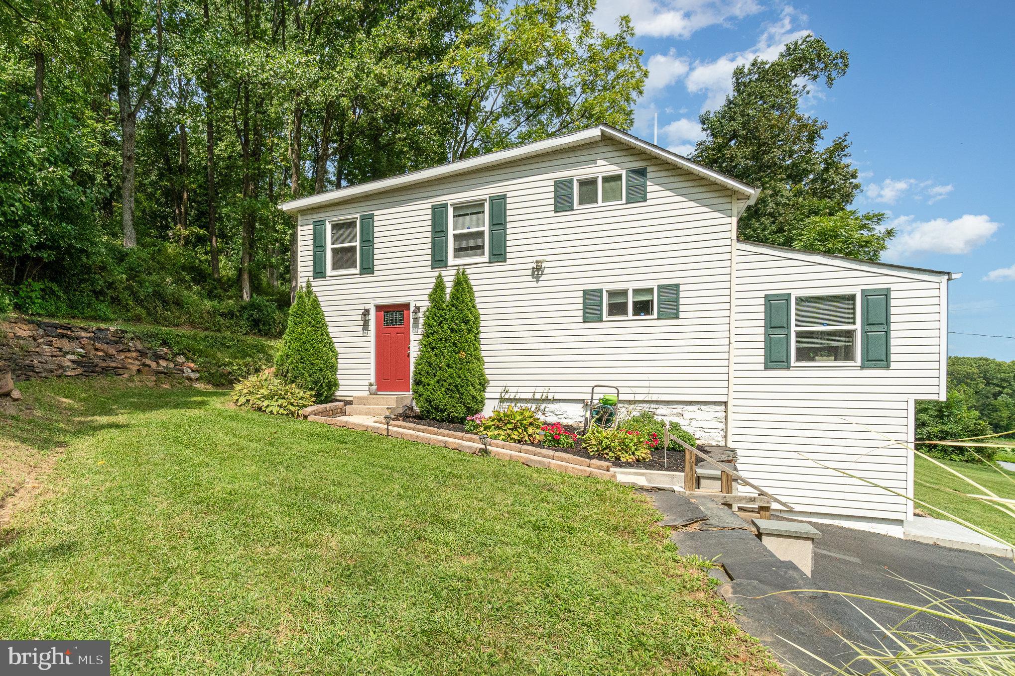 350 Ridge Road Delta, PA 17314 - Photo 3 of 23 Gallery Image 3