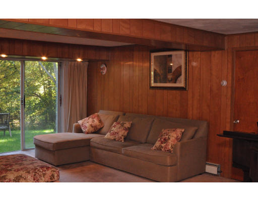 165 Wood Street Lexington, MA 02421 - Photo 8 of 9 Gallery Image 8