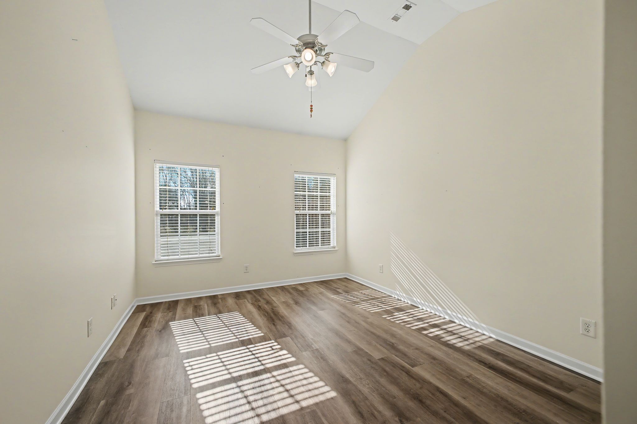 718 Del Rio Pike Franklin, TN 37064 - Photo 17 of 31