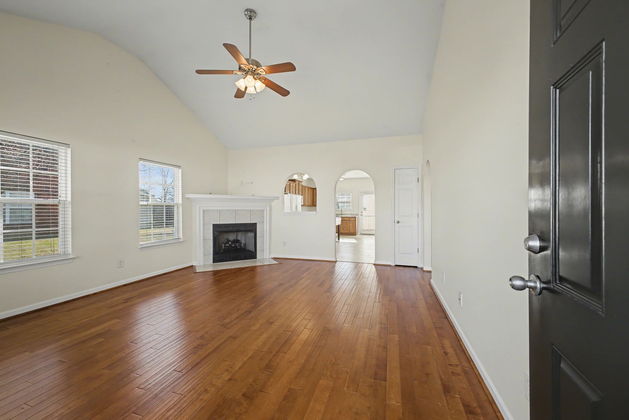 718 Del Rio Pike Franklin, TN 37064 - Photo 7 of 31