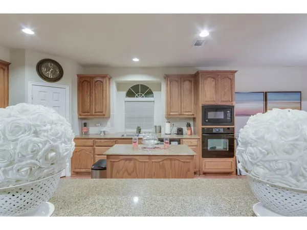 $3,045 | 1402 Vineyard Drive, Allen, TX 75002