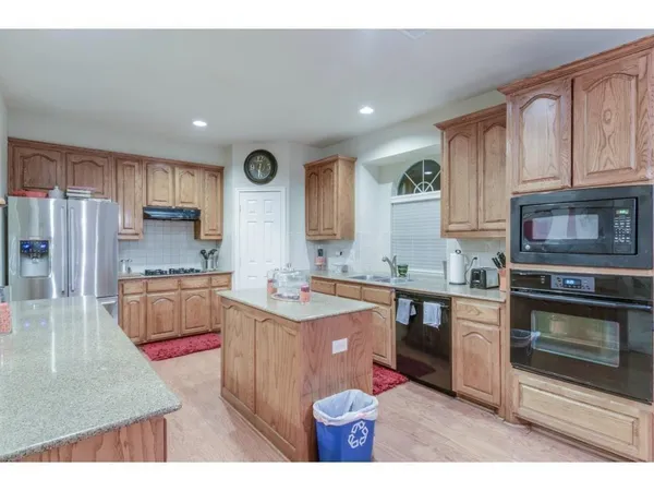 $3,045 | 1402 Vineyard Drive, Allen, TX 75002