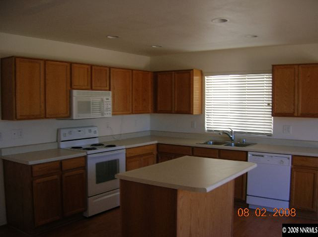 7449 Gannon Drive Reno, NV 89506 - Photo 3 of 9 Photo 3
