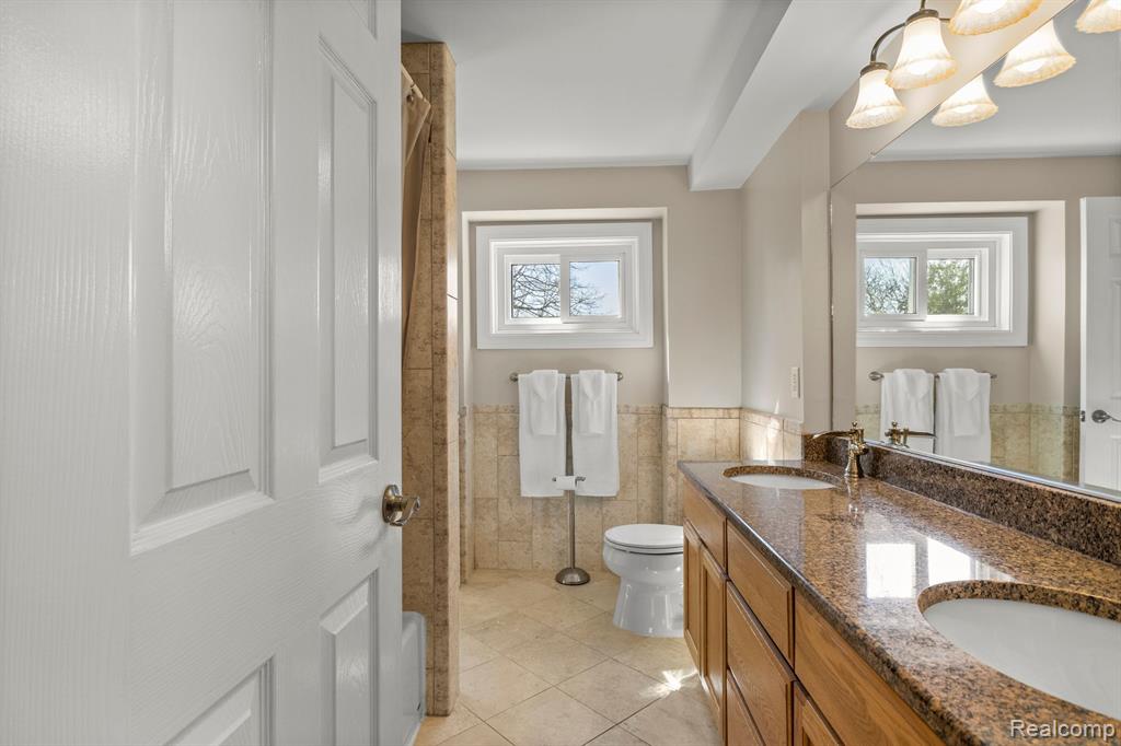 43921 Arlington Road Canton, MI 48187 - Photo 25 of 47