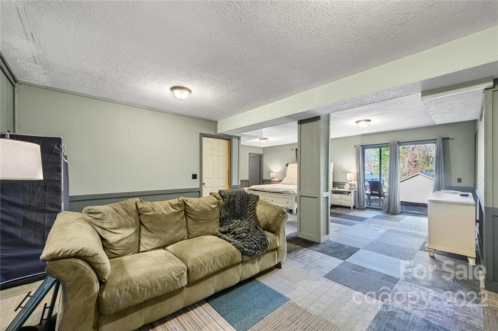 685 Kims Cove Road Canton, NC 28716 - Photo 28 of 43 a living room with furniture