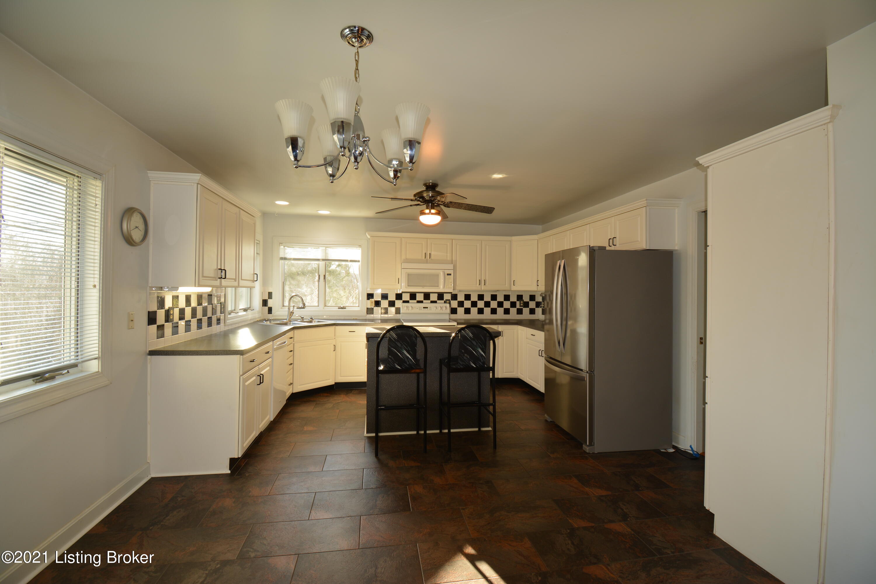 Open Kitchen