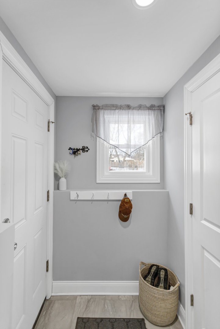 34W284 Giese Road Batavia, IL 60510 - Photo 15 of 49