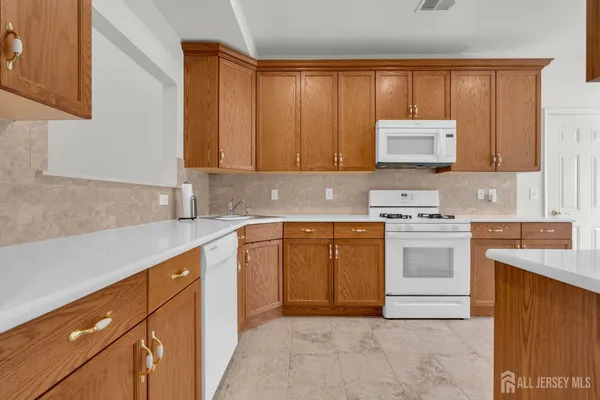 $575,000 | 802 Schindler Drive, Monmouth Junction, NJ 08852